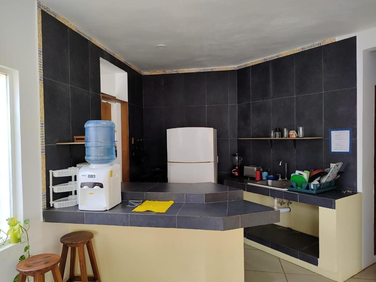 Brisamar Guesthouse Puerto Escondido  Eksteriør billede