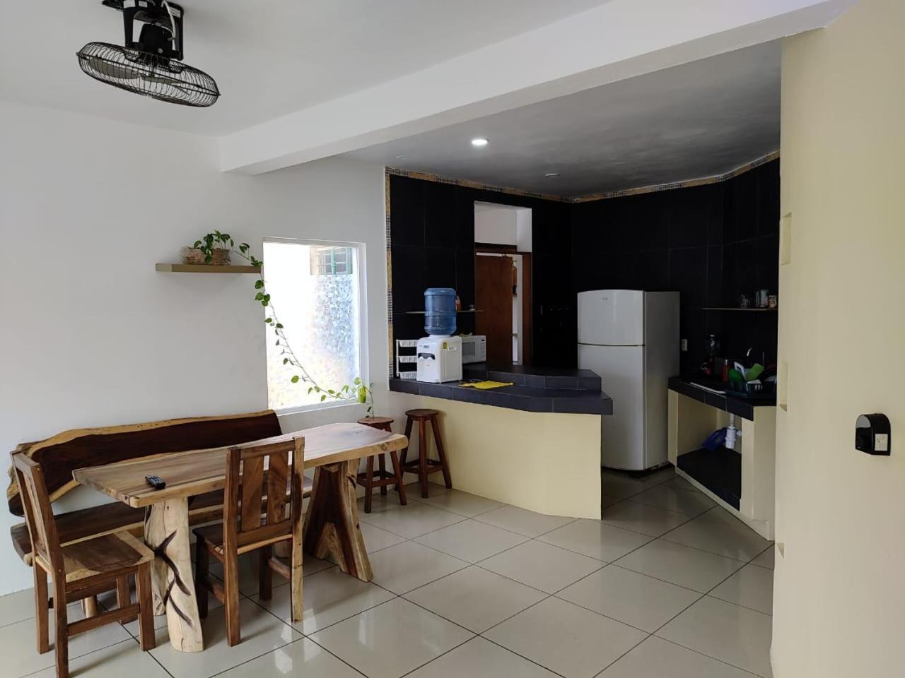 Brisamar Guesthouse Puerto Escondido  Eksteriør billede