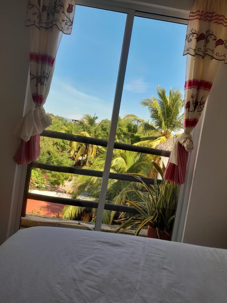 Brisamar Guesthouse Puerto Escondido  Eksteriør billede